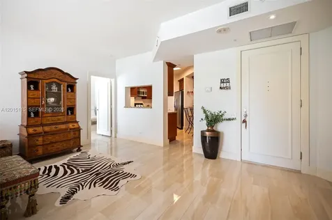 888 Brickell Key Drive Miami FL 33131
