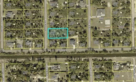 802 Edison Avenue Lehigh Acres FL 33972