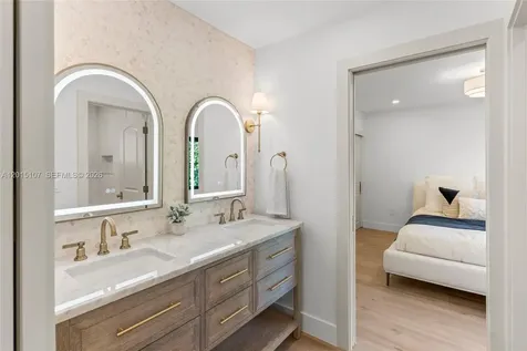 16889 SW 73rd Court Palmetto Bay FL 33157