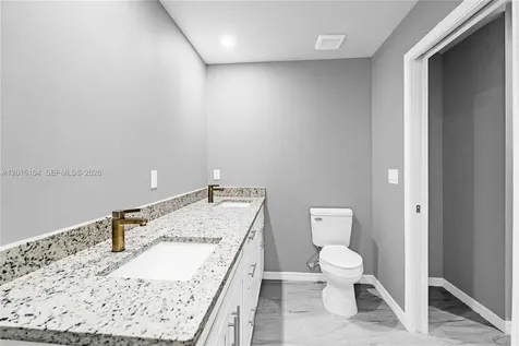 3510 S Grimsley Court Fort Myers FL 33916