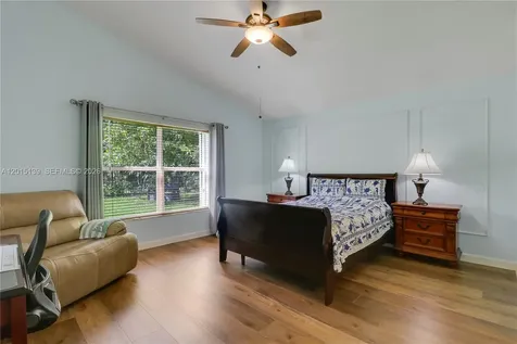 3978 W Hamilton Key West Palm Beach FL 33411