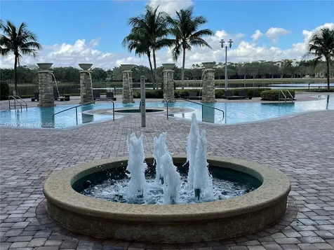 2681 N Flamingo Road Sunrise FL 33323