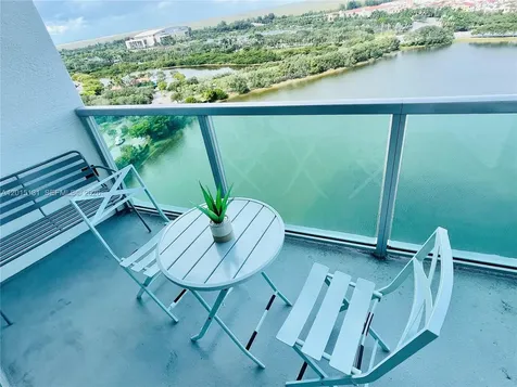 2681 N Flamingo Road Sunrise FL 33323