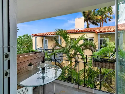 820 15th Street Miami Beach FL 33139