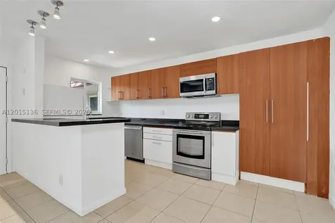 3050 NE 5th Terrace Wilton Manors FL 33334