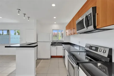 3050 NE 5th Terrace Wilton Manors FL 33334