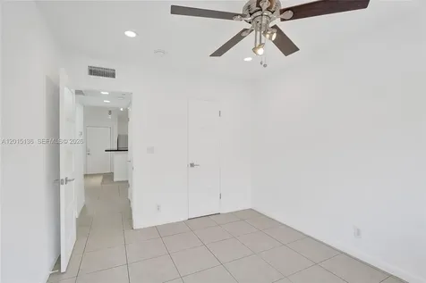 3050 NE 5th Terrace Wilton Manors FL 33334