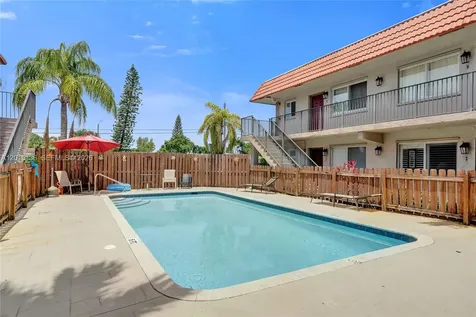 3050 NE 5th Terrace Wilton Manors FL 33334