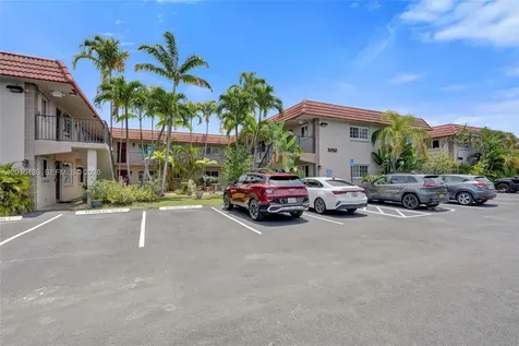 3050 NE 5th Terrace Wilton Manors FL 33334