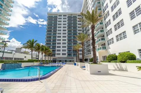 6917 Collins Avenue Miami Beach FL 33141