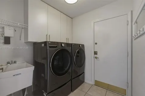 2099 NW 126th Avenue Pembroke Pines FL 33028
