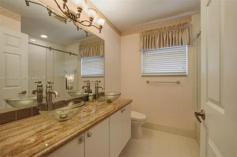 2099 NW 126th Avenue Pembroke Pines FL 33028