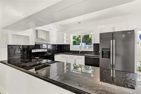 634 NE 72nd Terrace Miami FL 33138