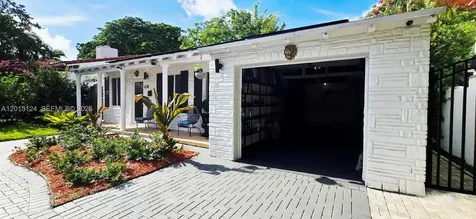 634 NE 72nd Terrace Miami FL 33138