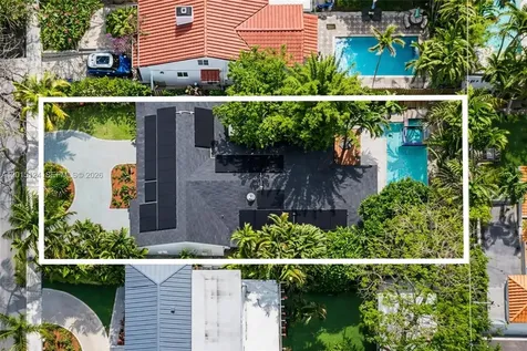 634 NE 72nd Terrace Miami FL 33138
