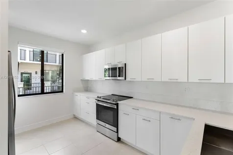 8336 Central Park Boulevard Doral FL 33166