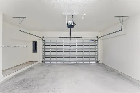 8336 Central Park Boulevard Doral FL 33166