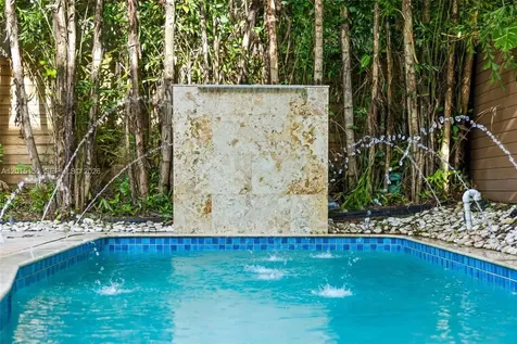 3917 S Le Jeune Road Miami FL 33146