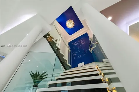 3917 S Le Jeune Road Miami FL 33146