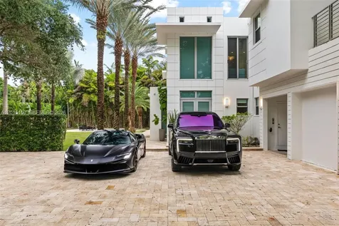 3917 S Le Jeune Road Miami FL 33146