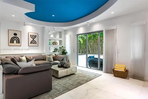 3917 S Le Jeune Road Miami FL 33146