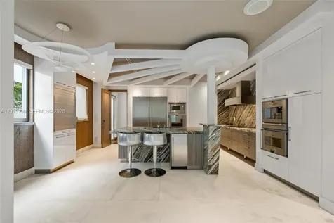 3917 S Le Jeune Road Miami FL 33146
