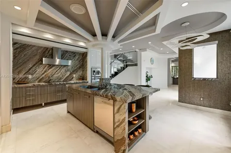 3917 S Le Jeune Road Miami FL 33146