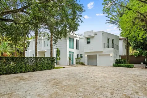 3917 S Le Jeune Road Miami FL 33146
