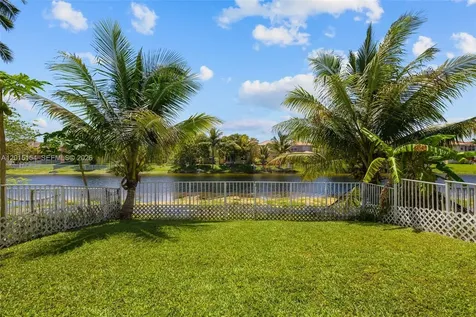 9288 NW 55th Street Sunrise FL 33351