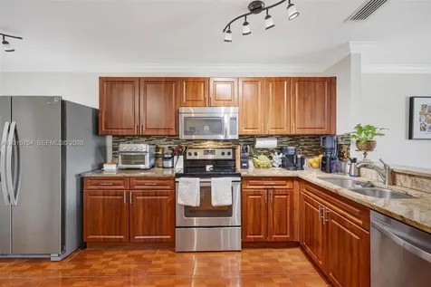 9288 NW 55th Street Sunrise FL 33351