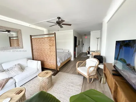 7904 West Drive North Bay Village FL 33141