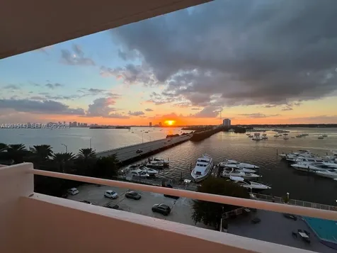 7904 West Drive North Bay Village FL 33141