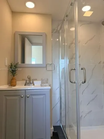 943 79th Terrace Miami Beach FL 33141