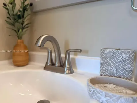 943 79th Terrace Miami Beach FL 33141