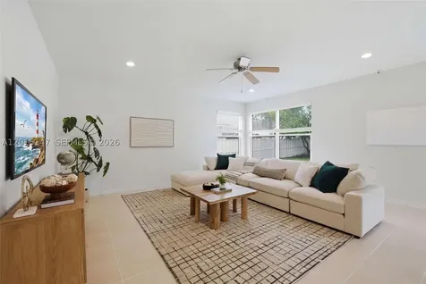 13845 NW 14th Street Pembroke Pines FL 33028