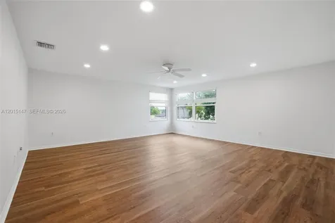 13845 NW 14th Street Pembroke Pines FL 33028