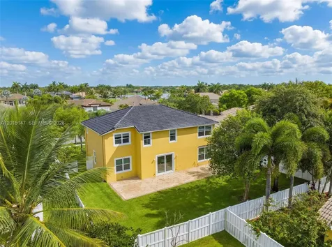 13845 NW 14th Street Pembroke Pines FL 33028