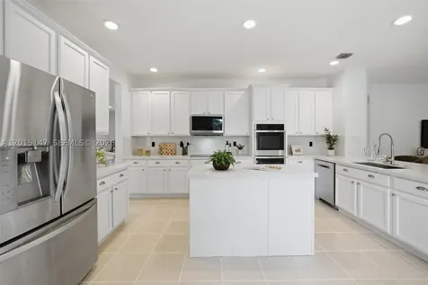 13845 NW 14th Street Pembroke Pines FL 33028