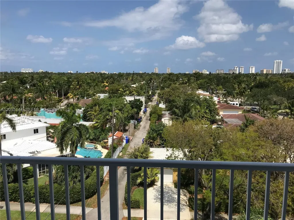1701 Washington Street Hollywood FL 33020