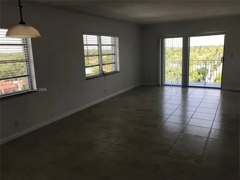 1701 Washington Street Hollywood FL 33020