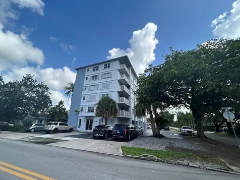 1701 Washington Street Hollywood FL 33020