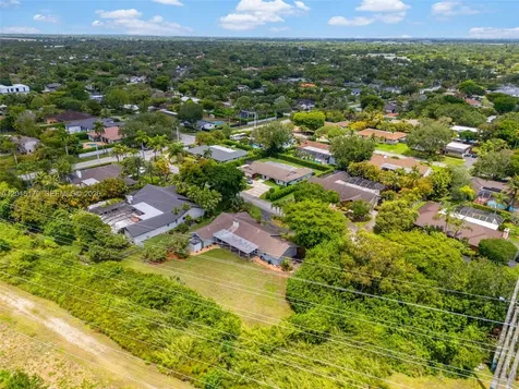 10044 SW 131st Terrace Miami FL 33176