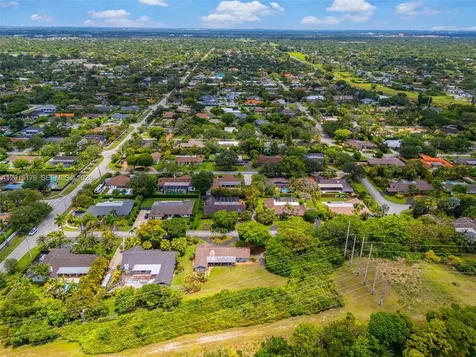 10044 SW 131st Terrace Miami FL 33176