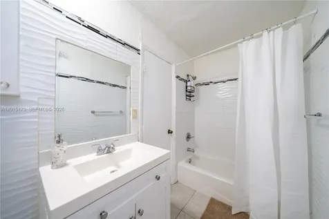 1678 SW 11th Street Miami FL 33135