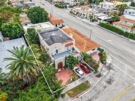 1678 SW 11th Street Miami FL 33135