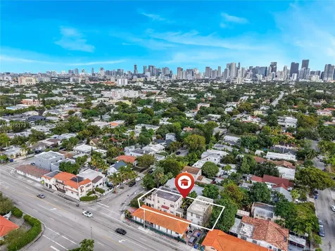 1678 SW 11th Street Miami FL 33135