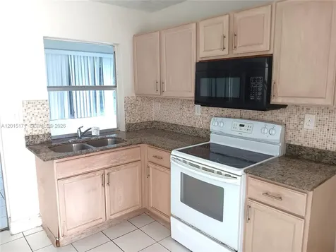 7004 NW 67th Avenue Tamarac FL 33321