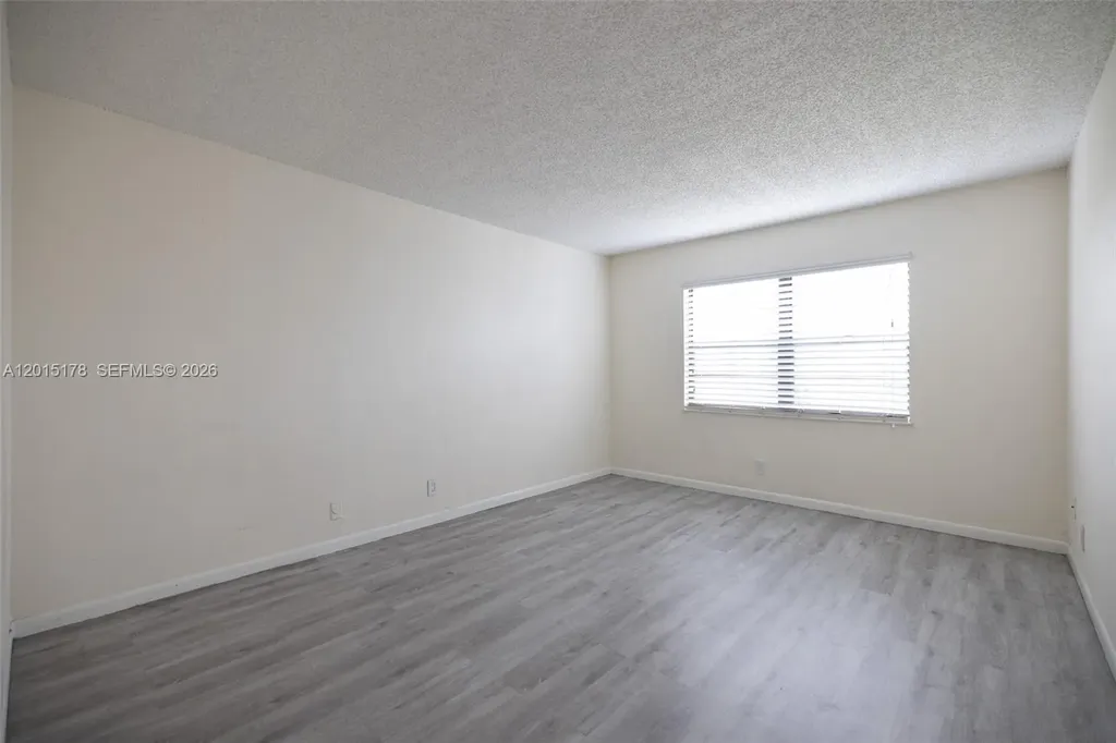 9235 SW 8th Street Boca Raton FL 33428