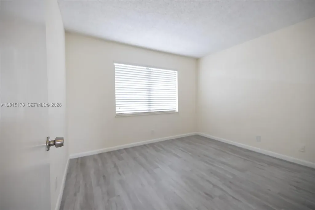 9235 SW 8th Street Boca Raton FL 33428
