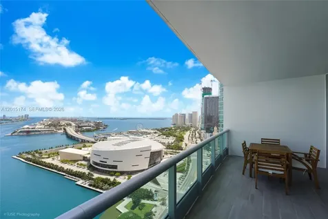 900 Biscayne Boulevard Miami FL 33132